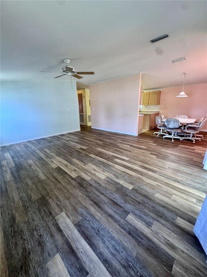 4385 Maple Avenue, Edgewater, FL 32141 Photo