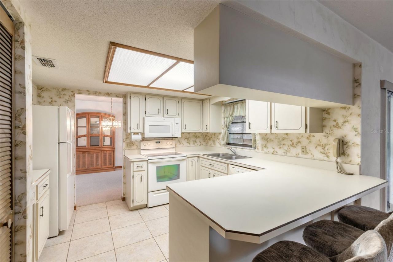 4576 Phipps Drive , Port Orange, FL 32129 Photo