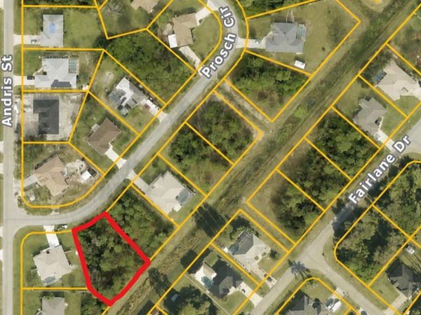 PROSCH CIRCLE , NORTH PORT, FL 34288