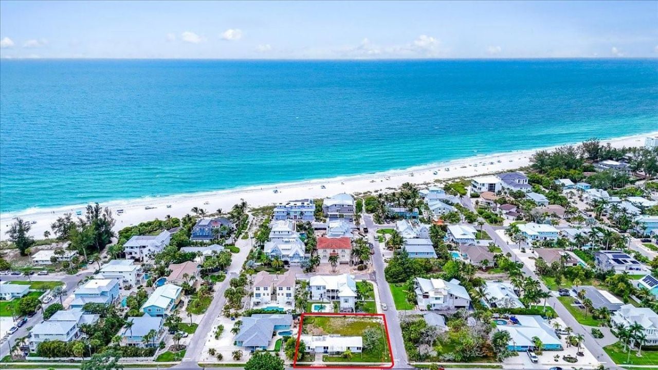 121 48th Street , Holmes Beach, FL 34217 Photo