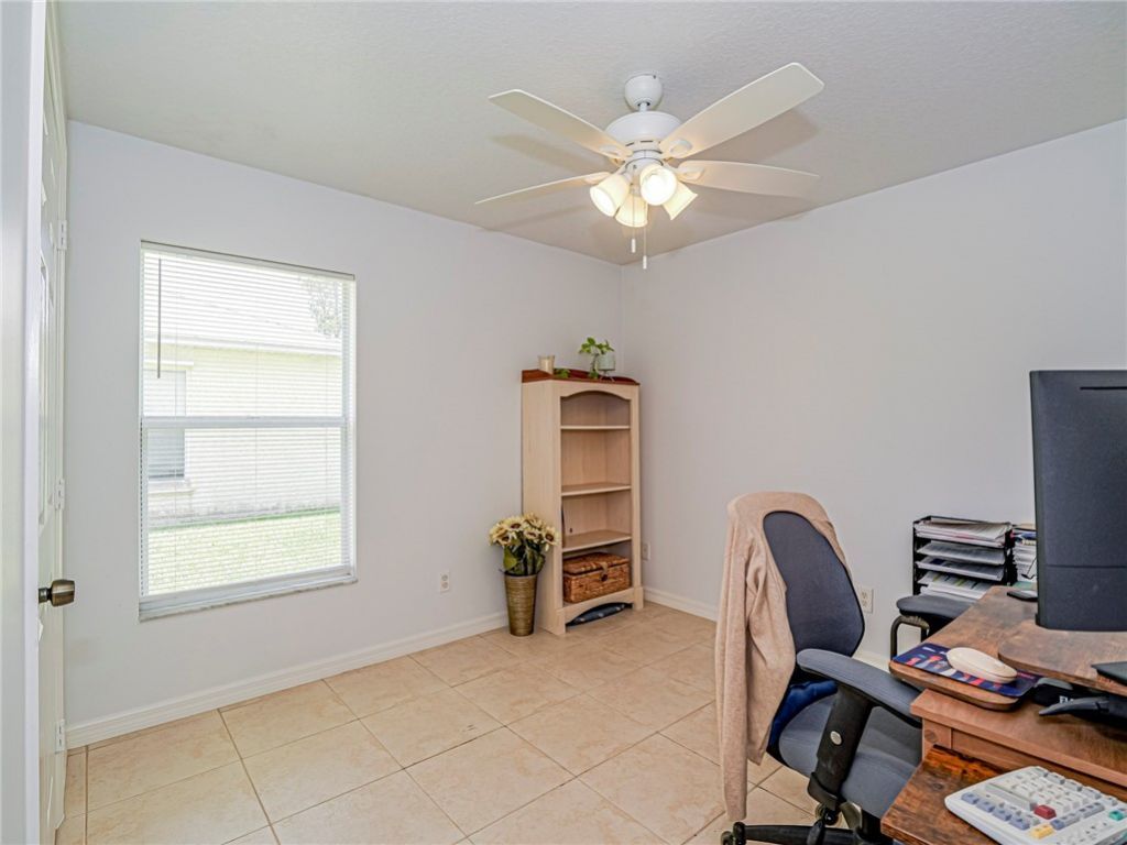 1575 17th Court Sw, Vero Beach, FL 32962 Photo