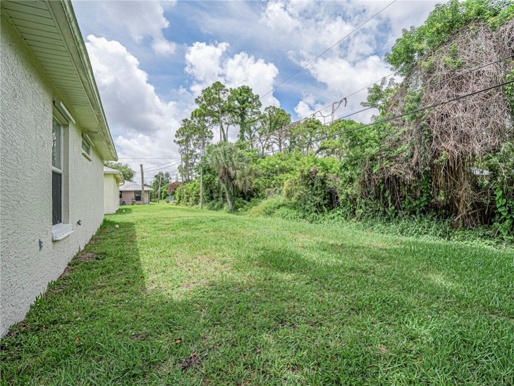 1575 17th Court Sw, Vero Beach, FL 32962 Photo