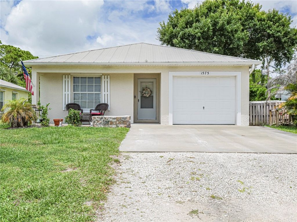 1575 17th Court Sw, Vero Beach, FL 32962 Photo