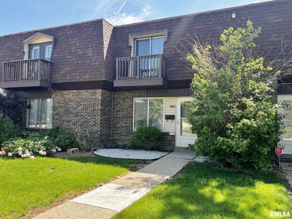 4022 N WESTPORT Court, Peoria, IL 61615