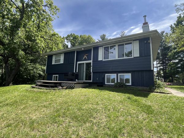N3128 W Silver Lake Dr, Farmington, WI 54981