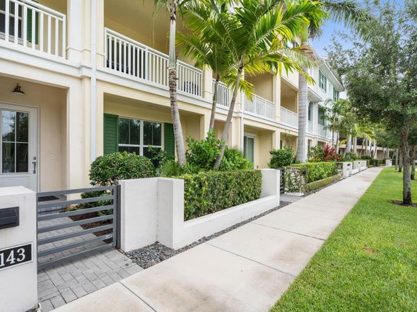 5143 Beckman Terrace, Palm Beach Gardens, FL 33418