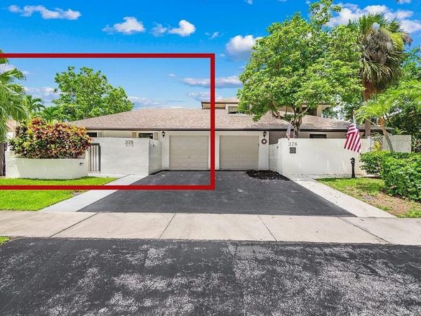 378 SW 28th Avenue, Delray Beach, FL 33445