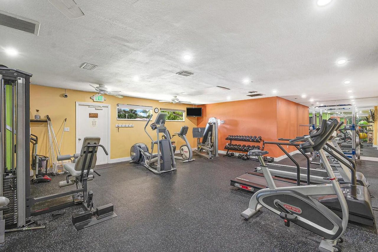 378 SW 28th Avenue, Delray Beach, FL 33445 Photo