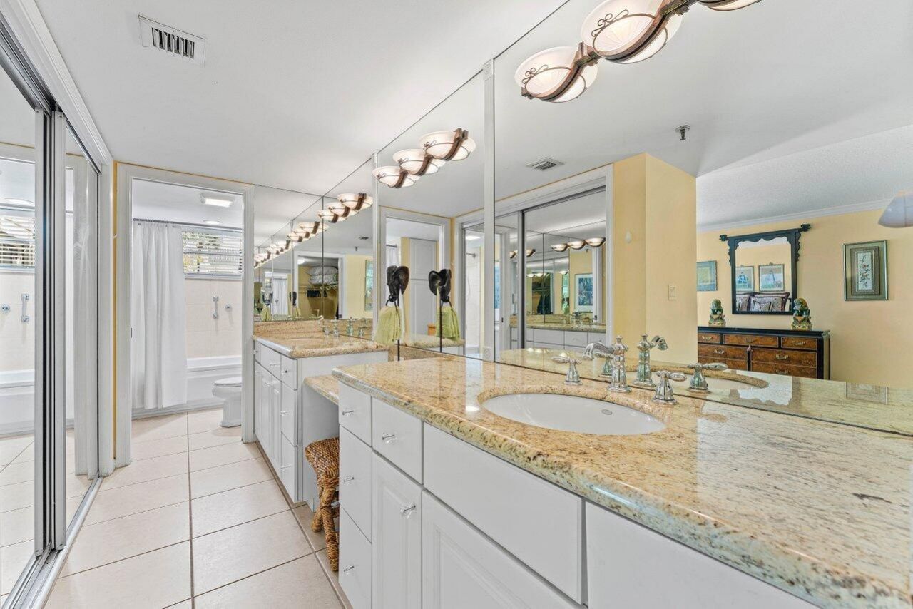 372 Golfview Road, Unit 101, North Palm Beach, FL 33408 Photo