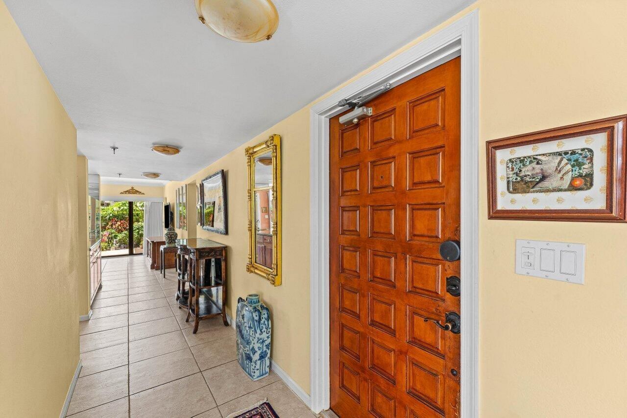 372 Golfview Road, Unit 101, North Palm Beach, FL 33408 Photo