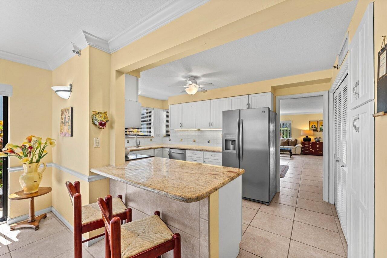 372 Golfview Road, Unit 101, North Palm Beach, FL 33408 Photo