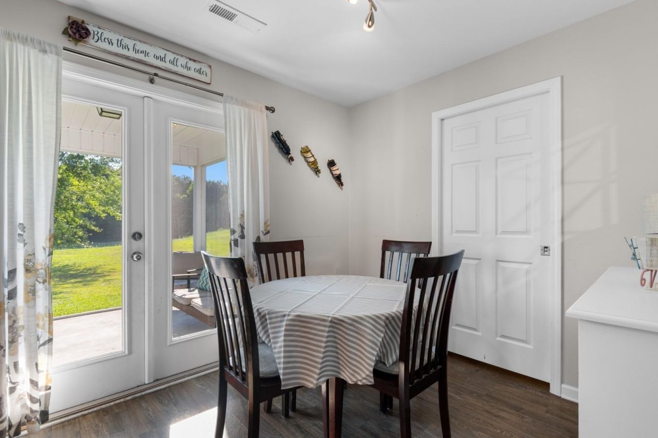1404 Boker Rd.  Photo 11