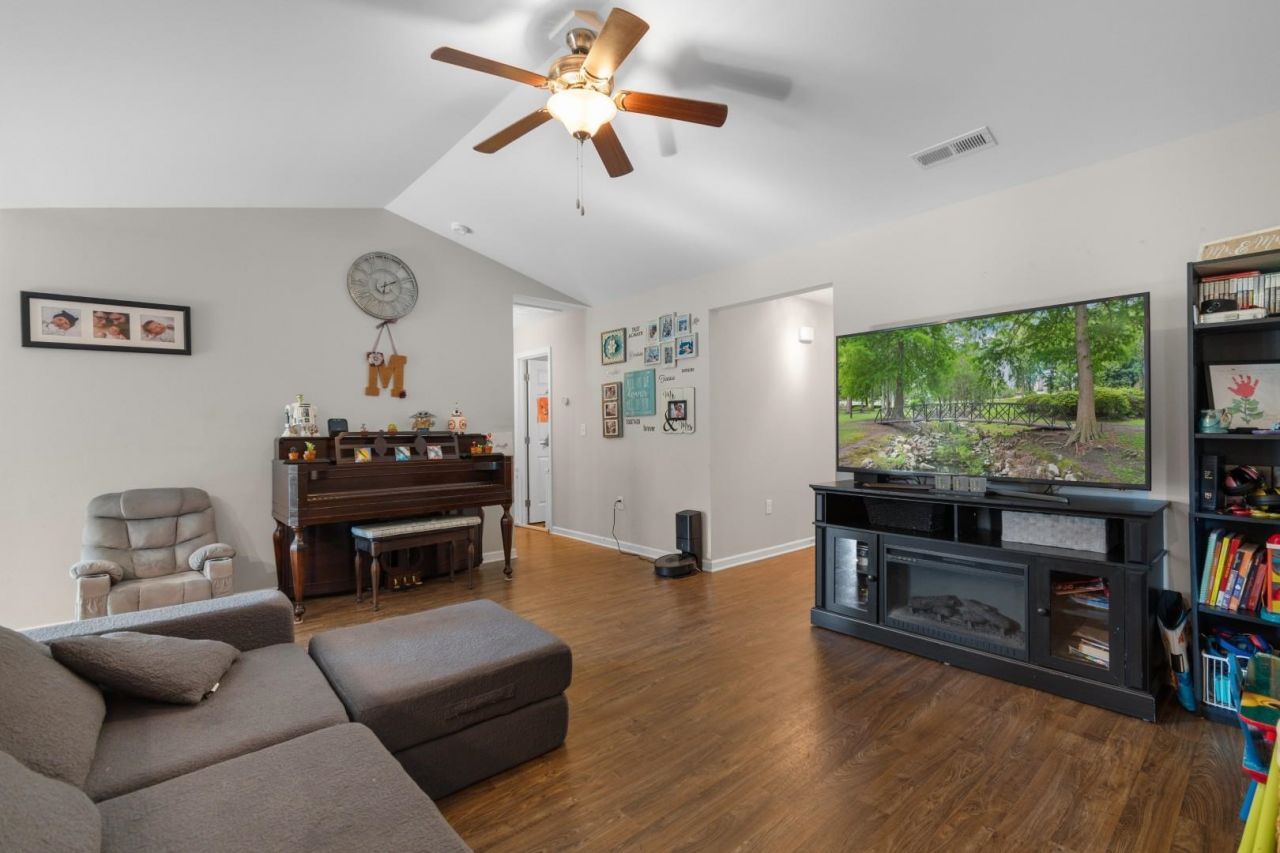 1404 Boker Rd.  Photo 13