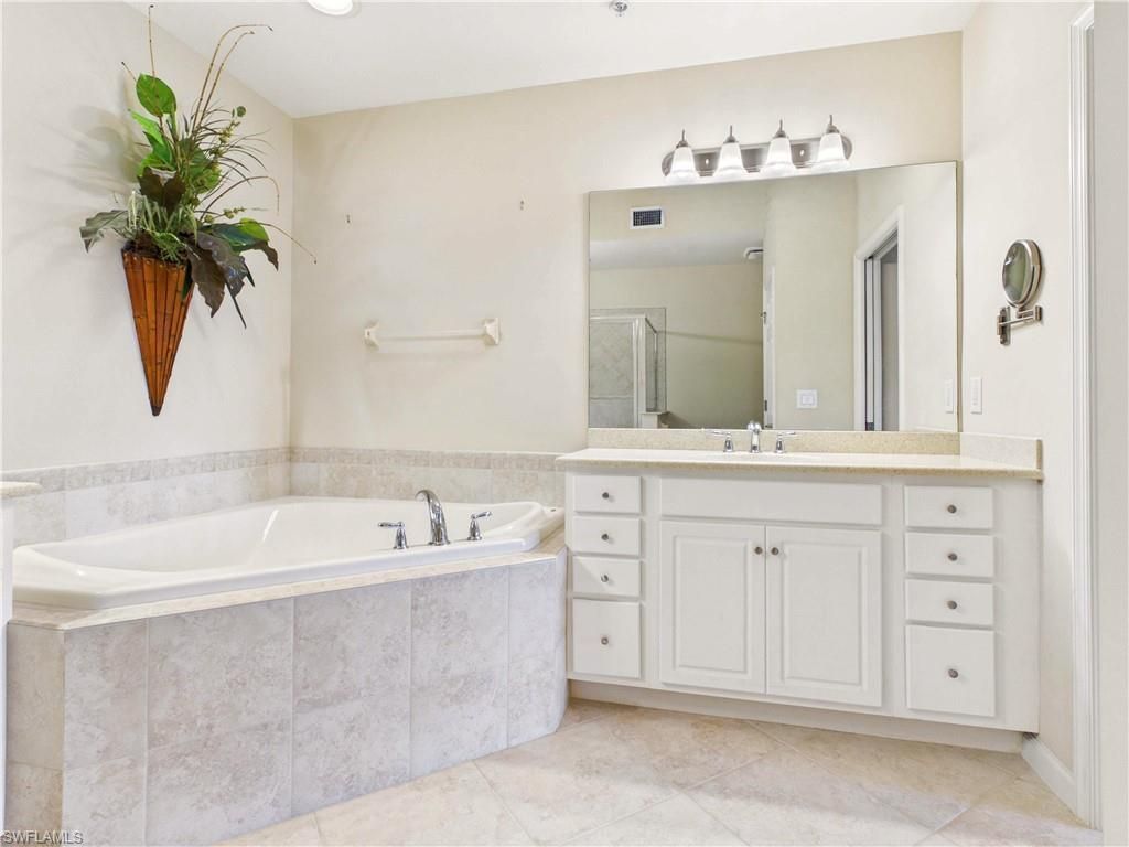 12971 Pennington Pl, Unit 102, Fort Myers, FL 33913 Photo