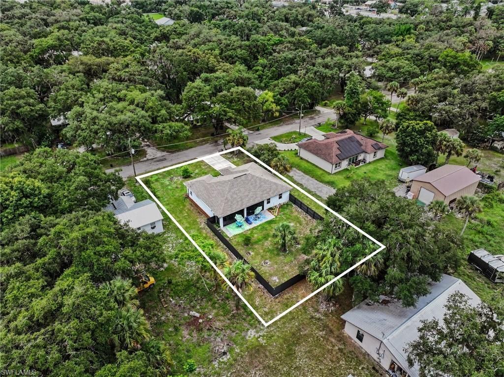 190 Hendry St , Labelle, FL 33935 Photo