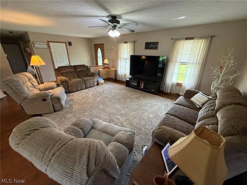 2741 Tabor Ridge Road NE, Mineral City, OH 44656 Photo 4