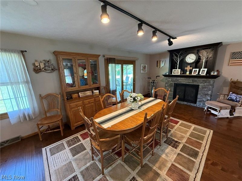 2741 Tabor Ridge Road NE, Mineral City, OH 44656 Photo 7
