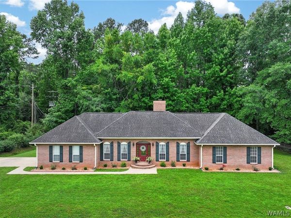 1805 Cone Street NW, Fayette, AL 35555