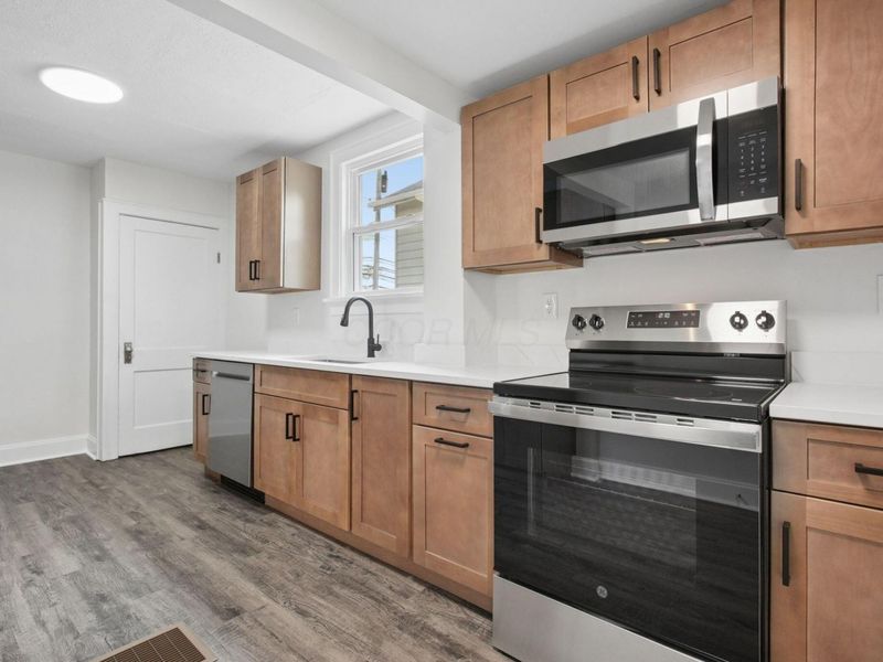 1471 Jefferson Avenue , Columbus, OH 43211 Photo 16