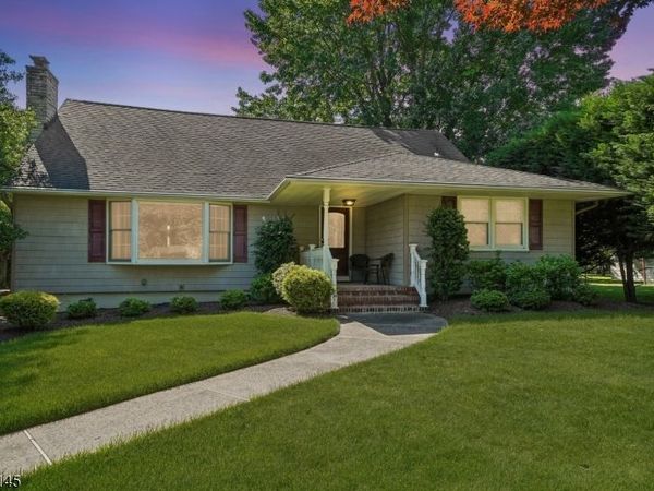 830 Raritan Rd, Scotch Plains, NJ 07076