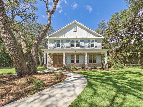 241 Grandview Avenue, Valparaiso, FL 32580