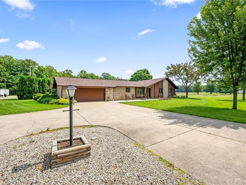 12505 Old Dayton Road, Brookville, OH 45309 Photo 2