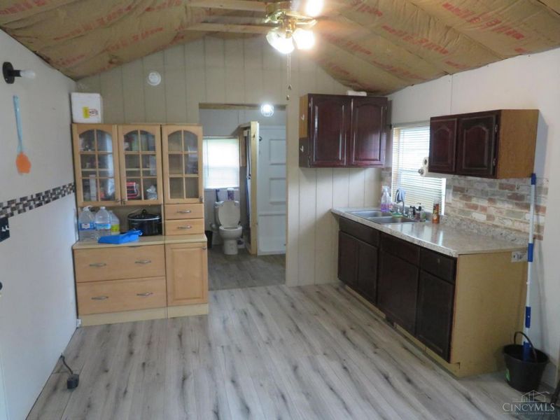 7204 Wagon Wheel Trail, Hillsboro, OH 45133 Photo 6