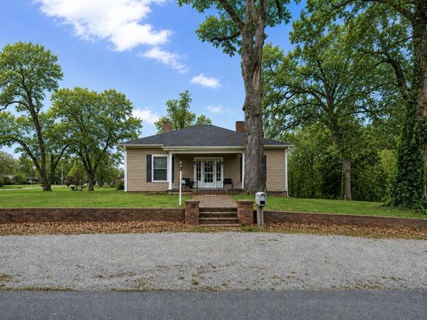 2919 Old Clarksville Pike, Hopkinsville, KY 42240