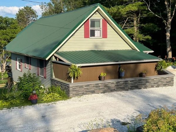 70 Shadow Lane, Hinesburg, VT 05461
