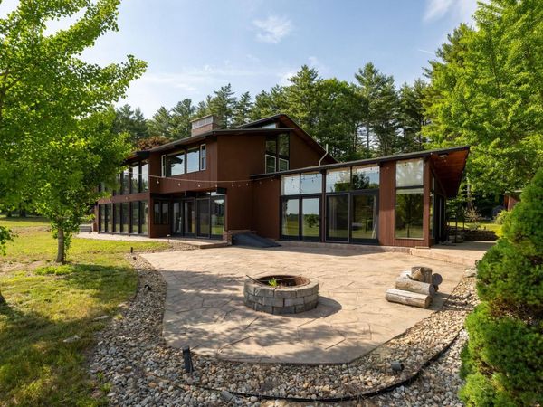 293 NORTH RIVER Road, Lee, NH 03861