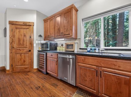 906 Clifford Drive, Lake Almanor, CA 96137 Photo