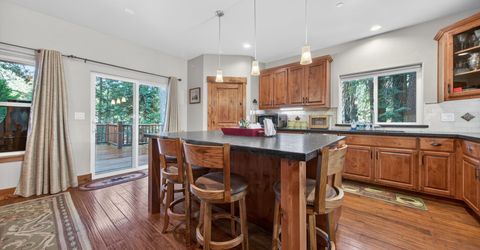 906 Clifford Drive, Lake Almanor, CA 96137 Photo