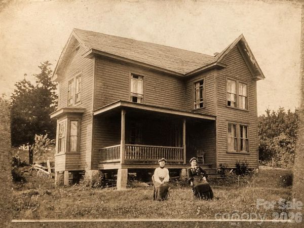 760 N 5th Street , Highlands, NC 28741