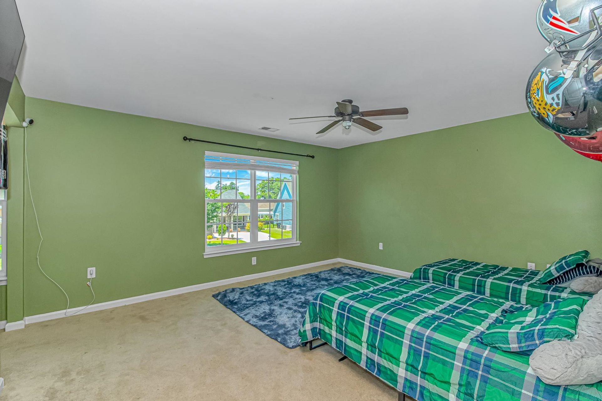 505 Oak Pond Ct. Photo 34