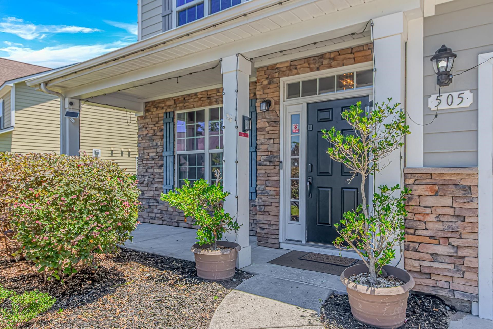 505 Oak Pond Ct. Photo 4