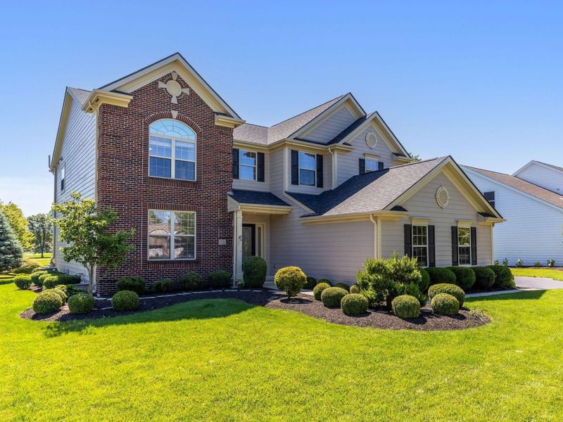 7731 Polo Lane, Powell, OH 43065 Photo 2