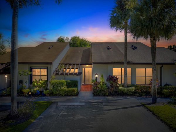 3928 Vine Trail, Unit B, Lake Worth, FL 33467