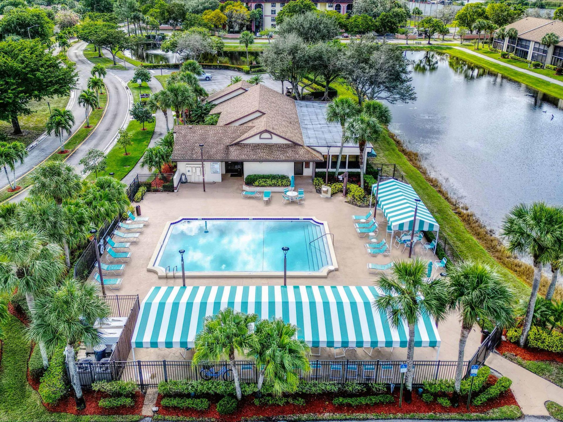 3928 Vine Trail, Unit B, Lake Worth, FL 33467 Photo