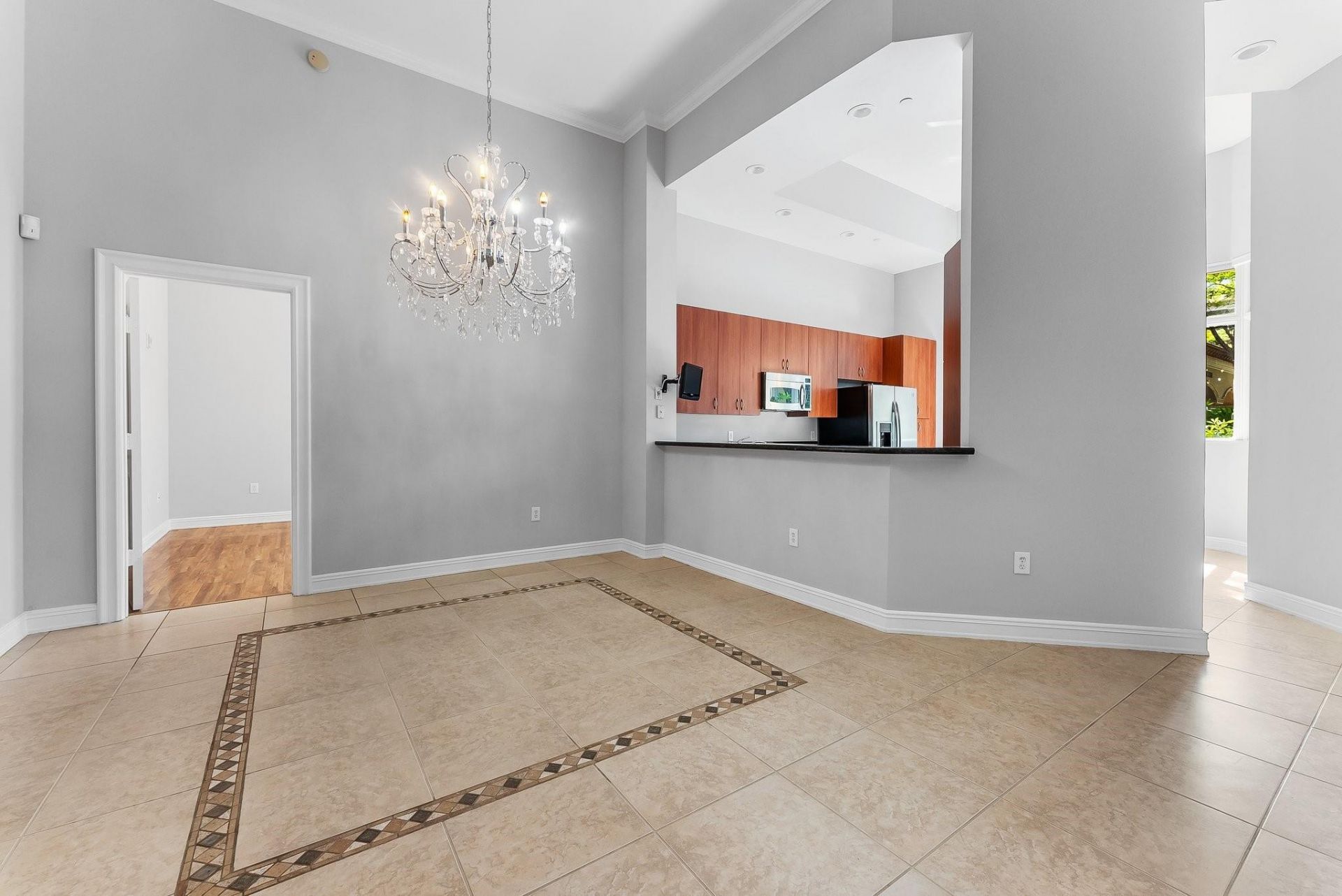 16102 Emerald Estates Drive, Unit 101, Weston, FL 33331 Photo