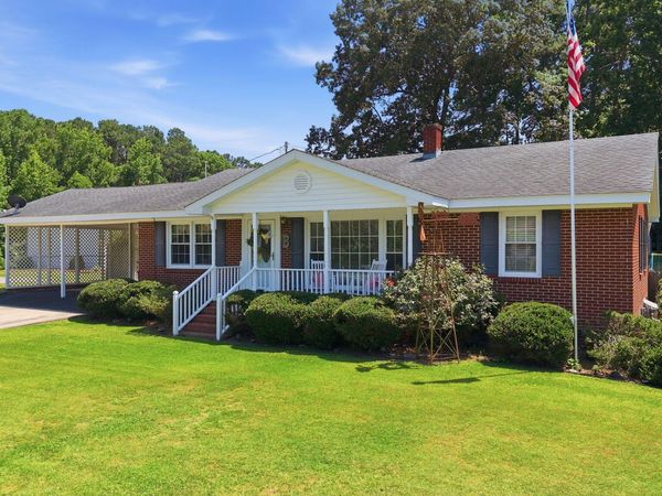 403 W Eason Street, Macclesfield, NC 27852