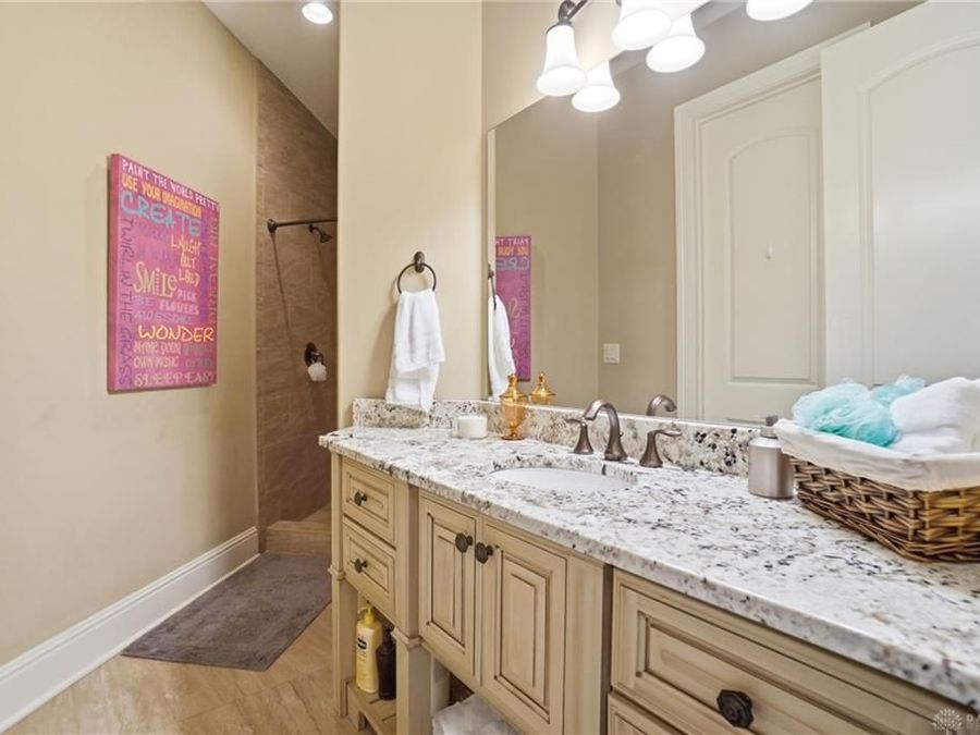 Property Image 81