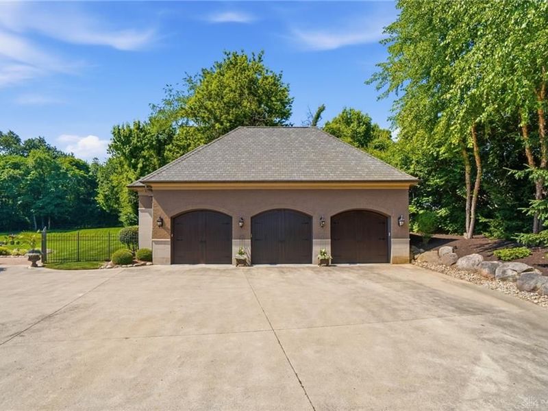 6651 Possum Run Road, Sugarcreek Township, OH 45440 Photo 99