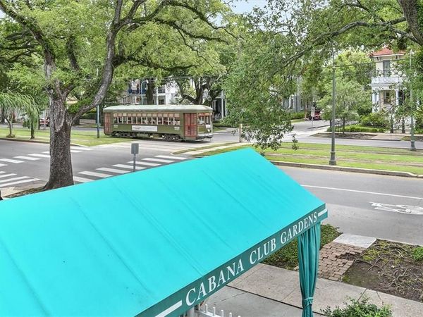2833 ST CHARLES Avenue, Unit 26, New Orleans, LA 70115