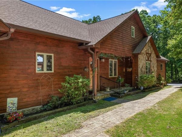 258 Neals Brow Road , Menlo, GA 30731