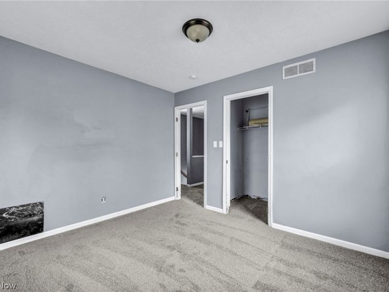 11219 Hopkins Avenue, Cleveland, OH 44108 Photo 10