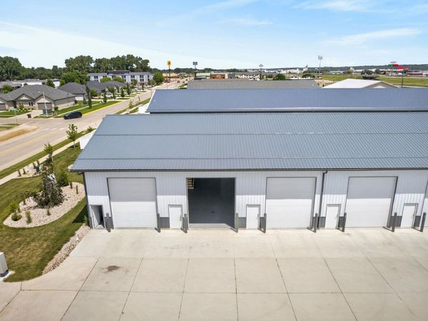 202 S SODRAC DR, Unit 101, No. Sioux City, SD 57049