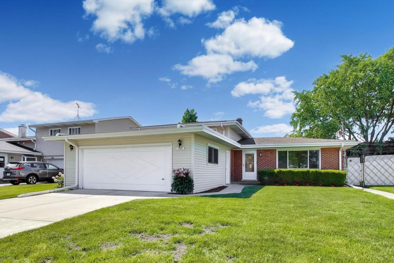 7819 Church Street , Morton Grove, IL 60053