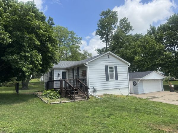 1208 SW 3rd Avenue , Aledo, IL 61231