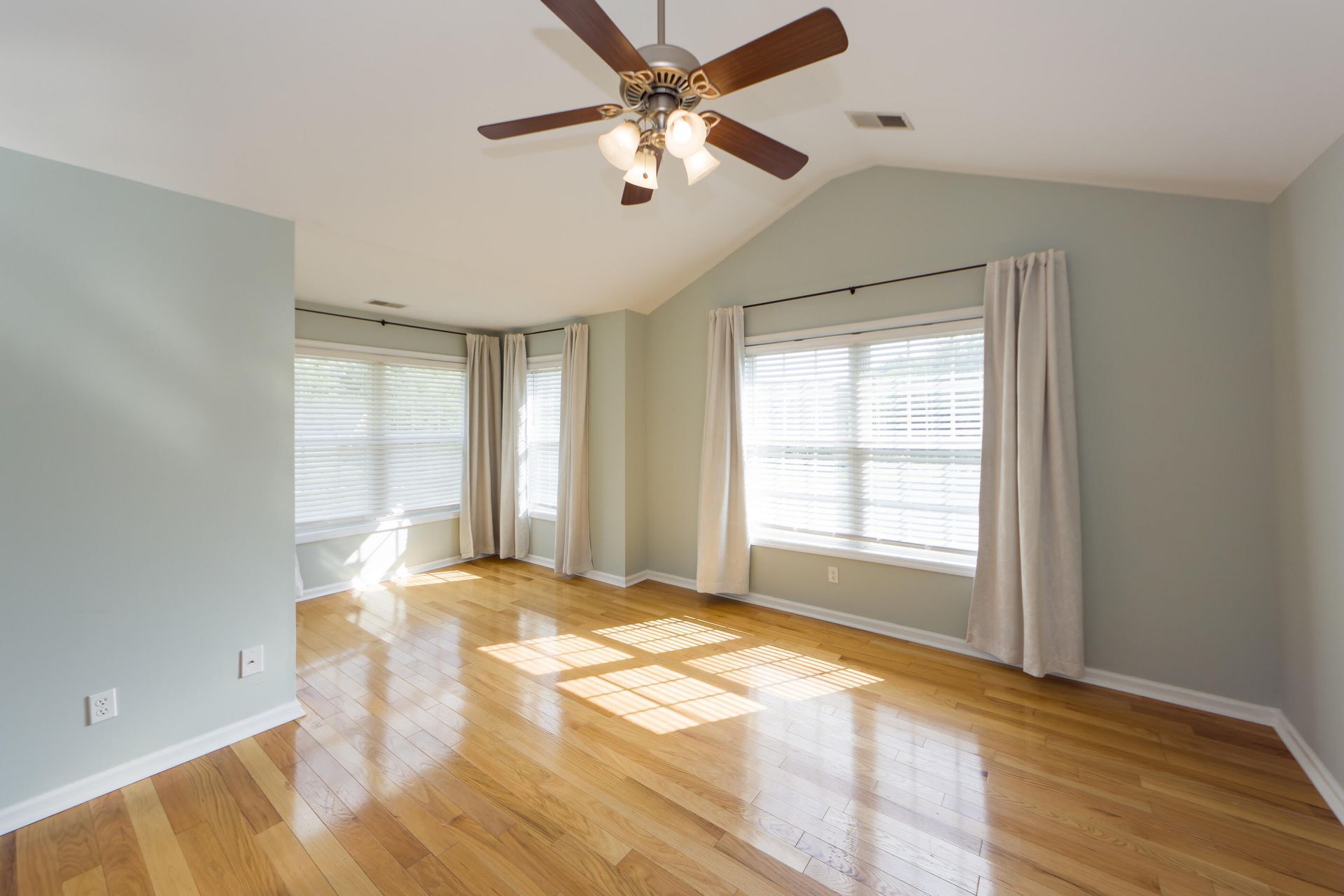 112 Tanglewood Circle Photo 25