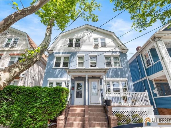 48 Catalpa Avenue , Perth Amboy, NJ 08861